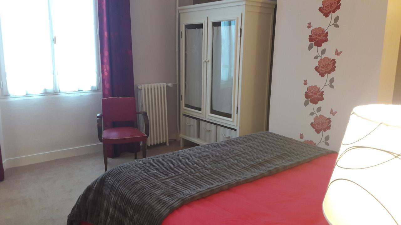 Hotel Les Aubepines Illiers-Combray Εξωτερικό φωτογραφία