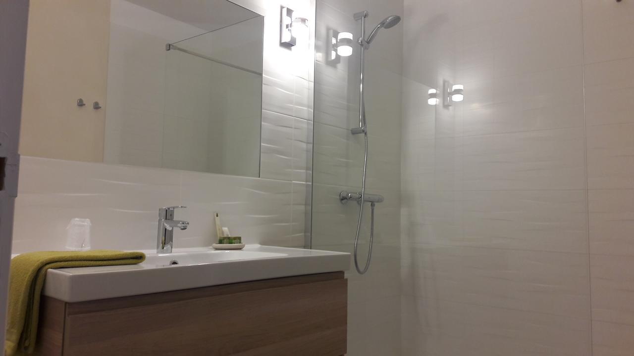 Hotel Les Aubepines Illiers-Combray Εξωτερικό φωτογραφία