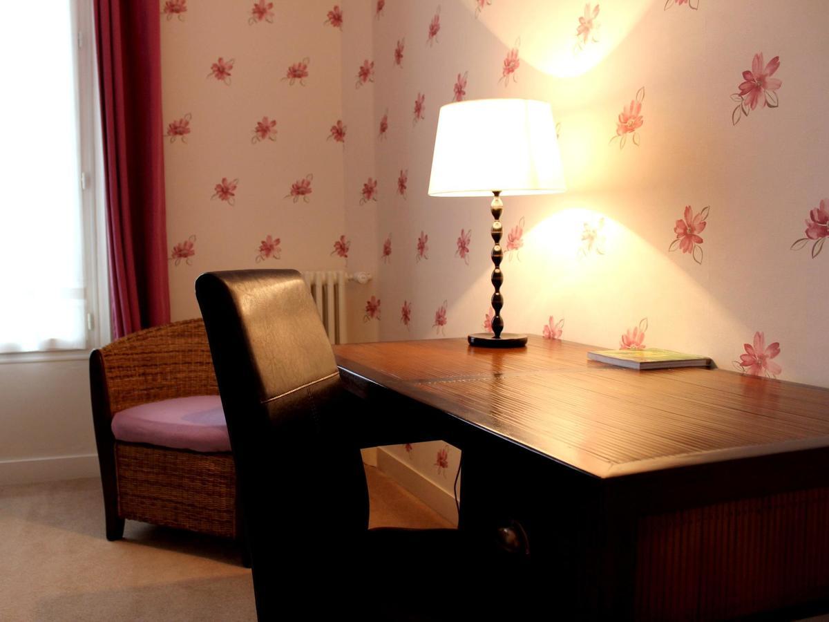 Hotel Les Aubepines Illiers-Combray Εξωτερικό φωτογραφία